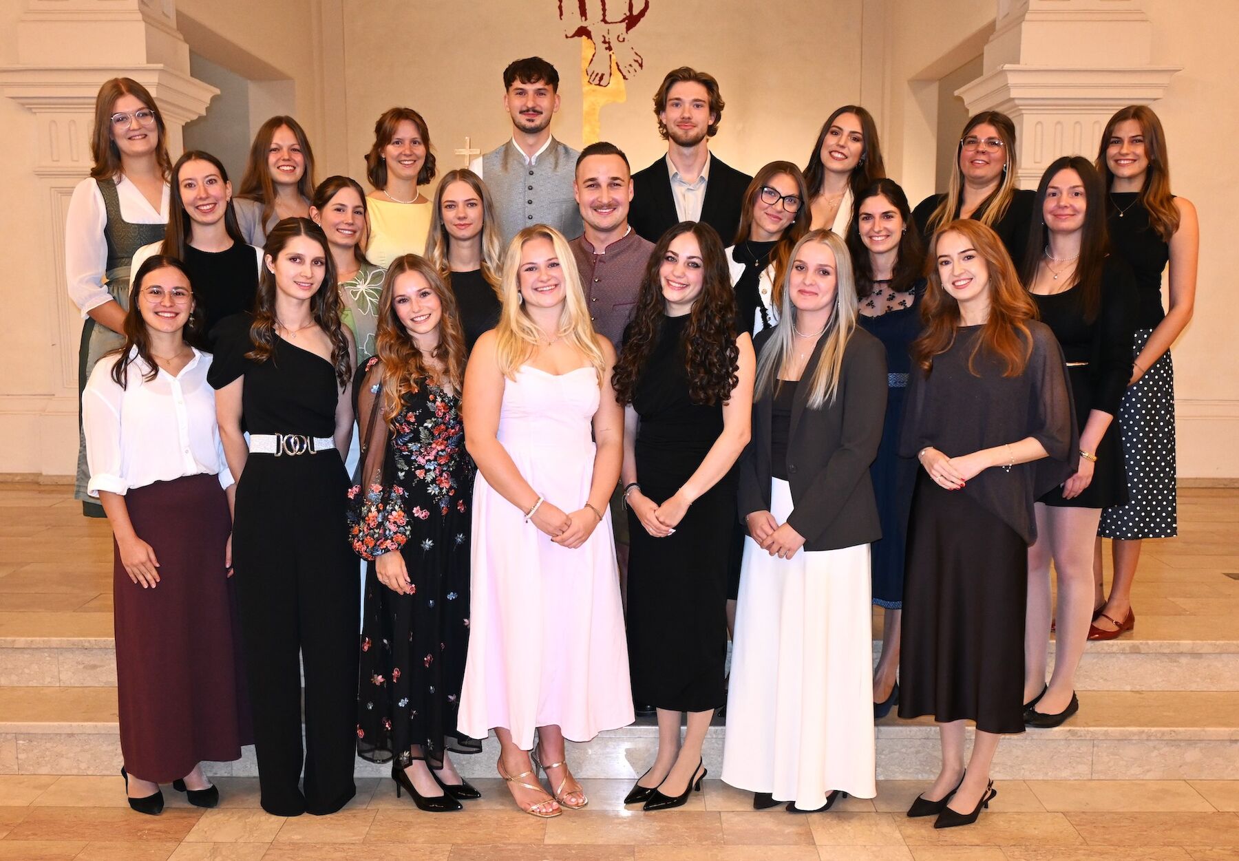Gruppenbild, Absolvent*innen des Bachelorstudiums